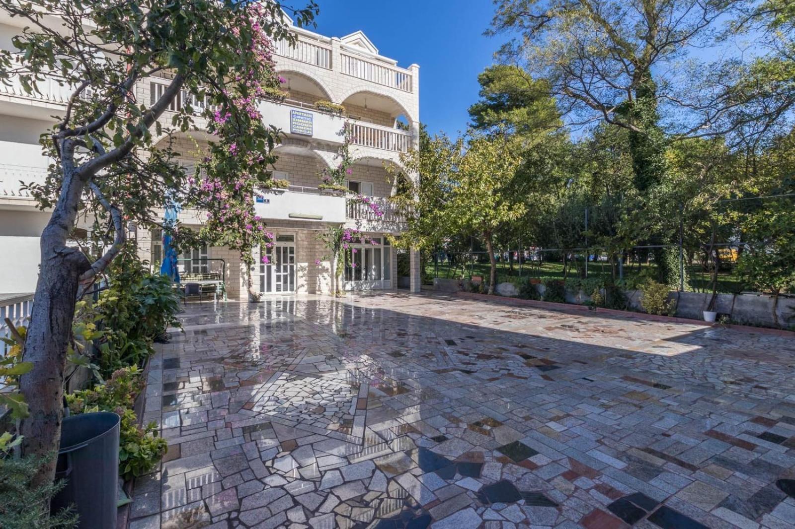 Apartments Dino Kaštela Εξωτερικό φωτογραφία