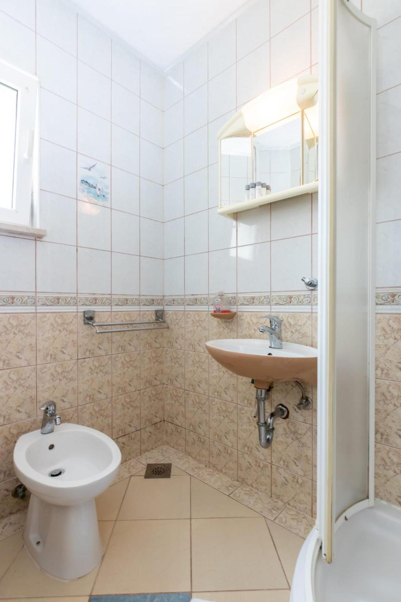 Apartments Dino Kaštela Εξωτερικό φωτογραφία