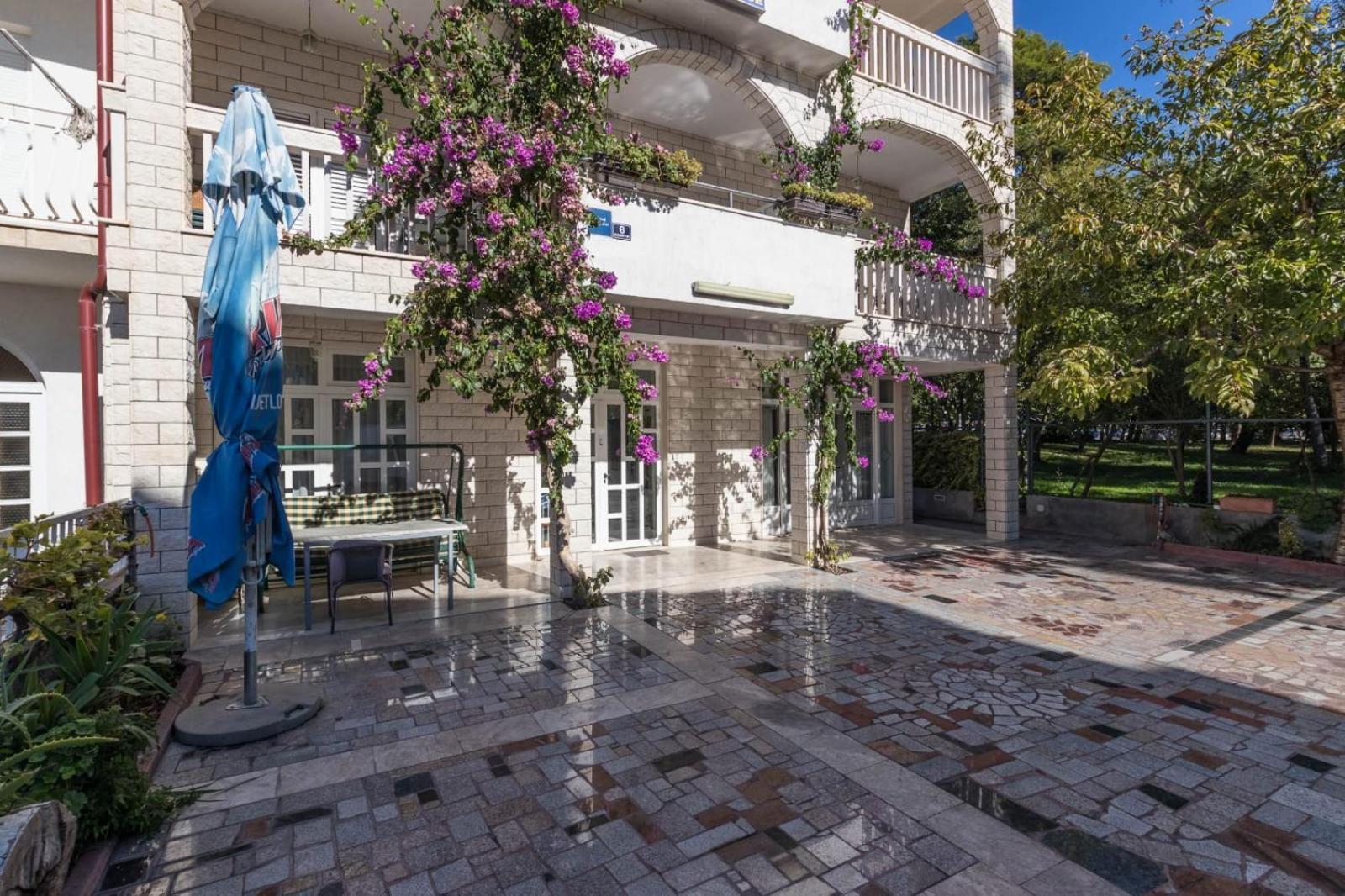 Apartments Dino Kaštela Εξωτερικό φωτογραφία
